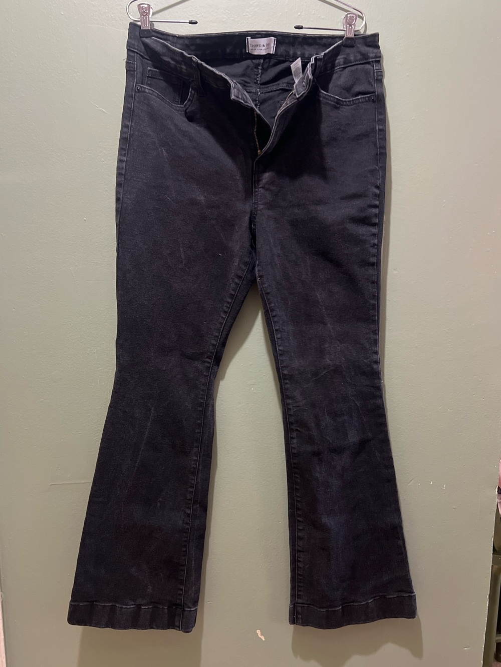 Crown & Ivy flared Black retro-inspired High Rise fit Pants -14-